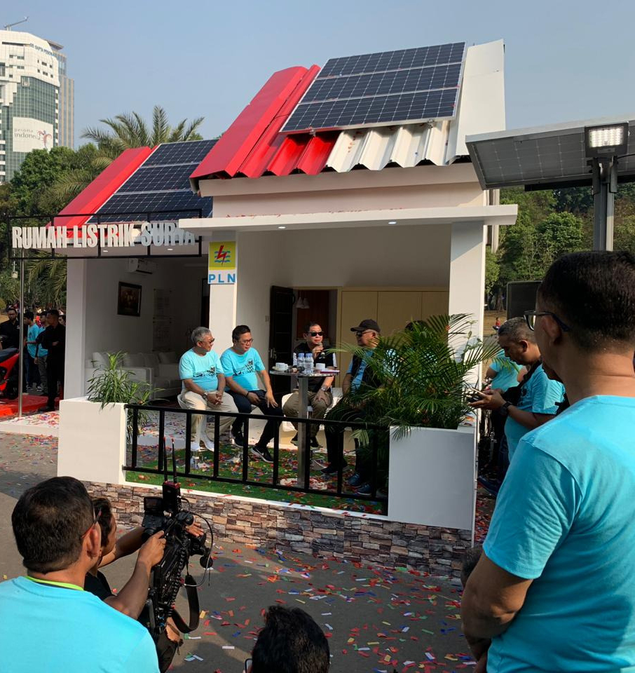 Gerakan Nasional Sejuta Surya Atap Gunakan Solar Rooftop PT. Utomodeck